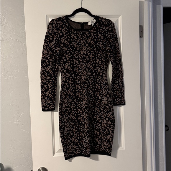 Badgley Mischka Dresses & Skirts - Belle Badgley Mischka Leopard Print Sweater Dress